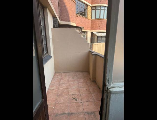 2 BEDROOM PROPERTY TO RENT IN HOUGHTON